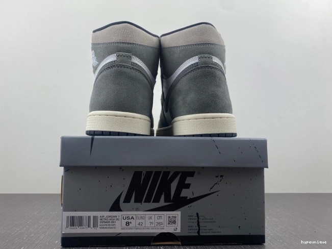 HYPE Retro Washed DZ5485-051 Black High OG Jordan 1 0823